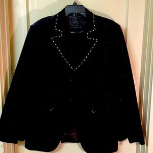 Bisou Bisou Women’s Black Jacket. Beads on Buttons and Collar